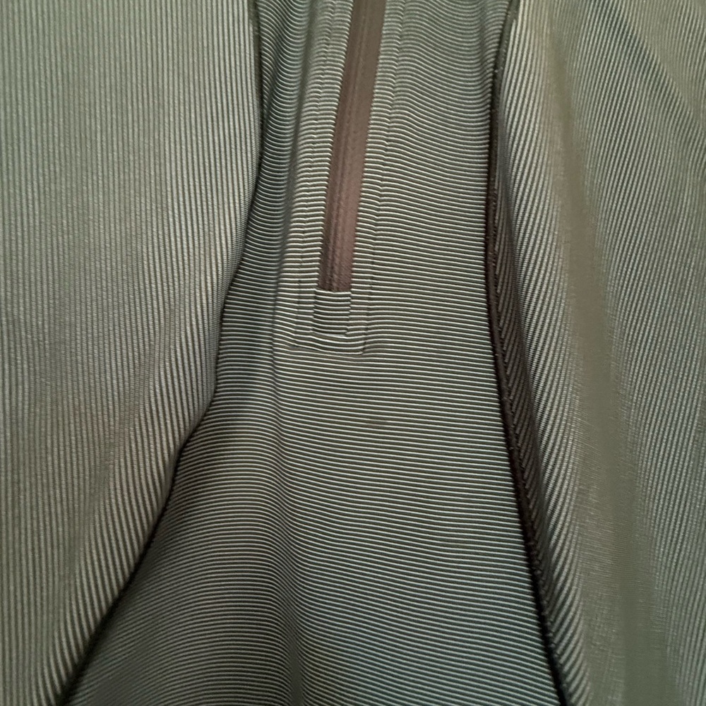 Lululemon Two-Tone Ribbed Running Half Zip - Picture 3 of 6